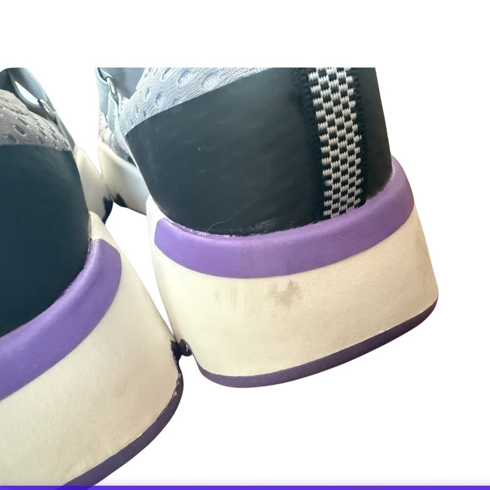 Avia Adjustable Memory Foam Light Gray Sneakers with Purple Highlights-Size 9 - Picture 5 of 11